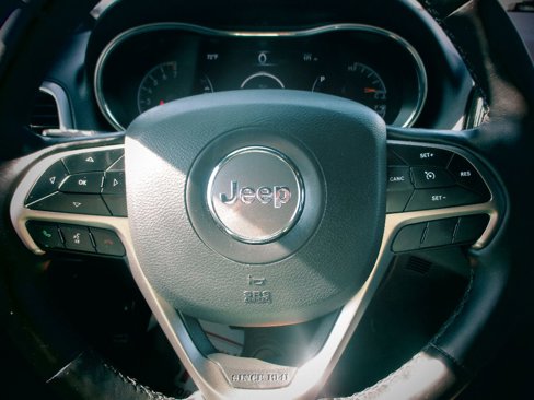 Used 2019 Jeep Grand Cherokee Limited w/ Luxury Group II image 11