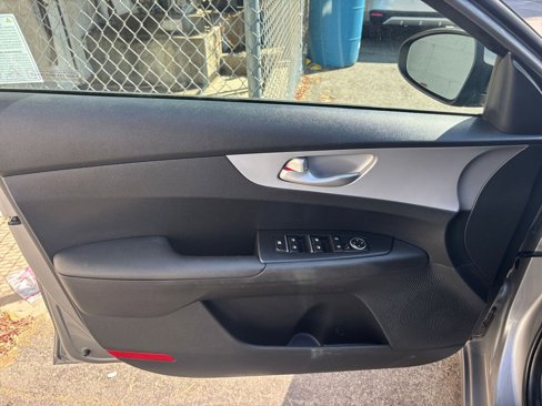 Used 2024 Kia Forte LXS image 20