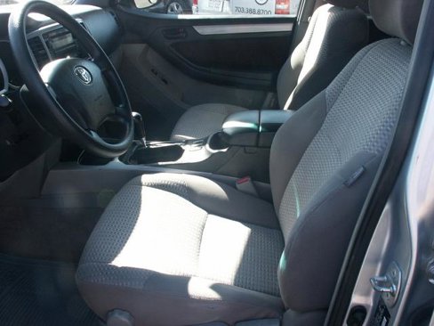 Used 2006 Toyota 4Runner SR5 image 6