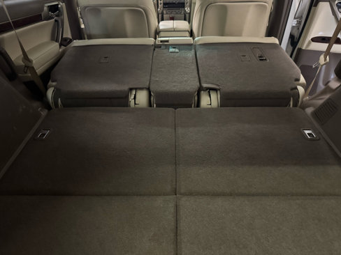 Used 2011 Lexus GX 460 image 29