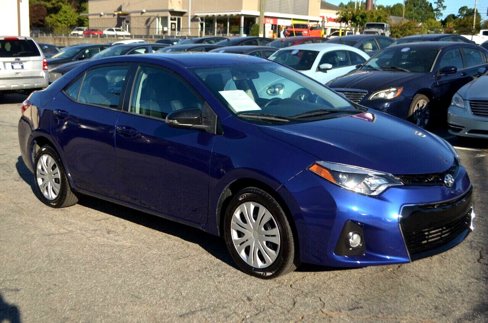 Used 2016 Toyota Corolla S Premium image 13