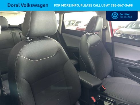Used 2023 Volkswagen Taos SE w/ Panoramic Sunroof Package image 27