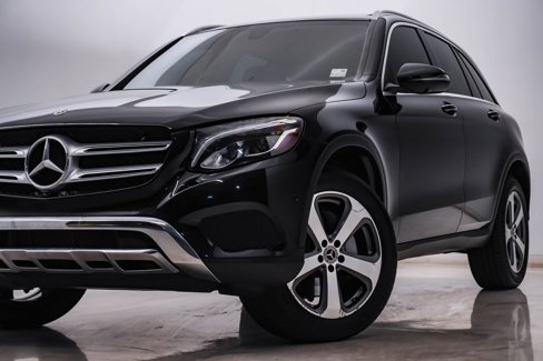 Used 2018 Mercedes-Benz GLC 300 4MATIC image 2
