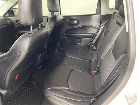 Used 2017 Jeep Compass Trailhawk image 18