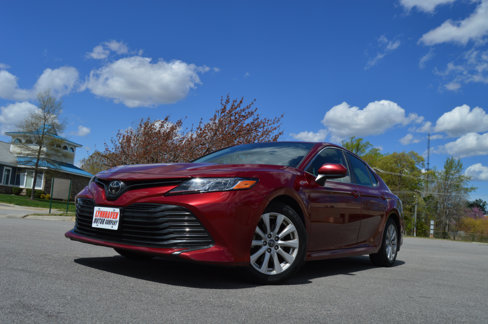 Used 2020 Toyota Camry LE image 21