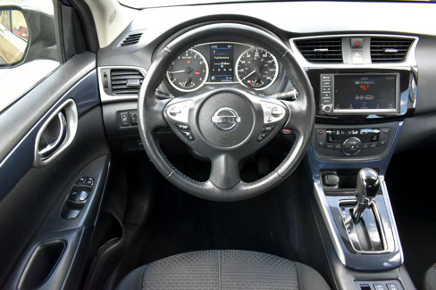 Used 2019 Nissan Sentra SR image 12