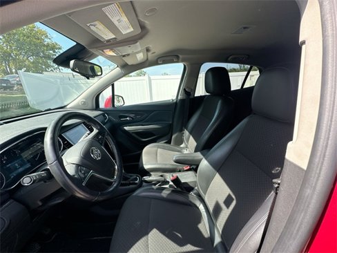 Used 2019 Buick Encore Preferred image 9