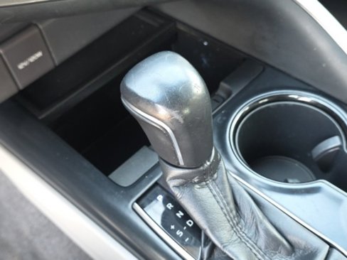 Used 2018 Toyota Camry SE image 21