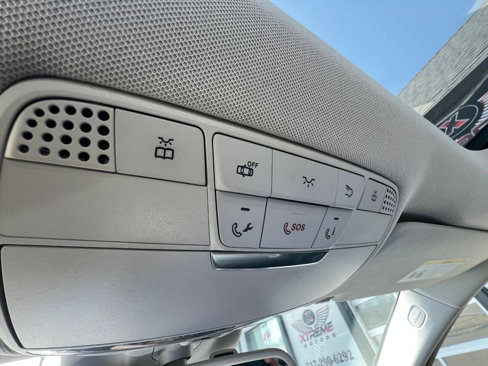 Used 2017 Mercedes-Benz C 300 4MATIC Sedan image 31
