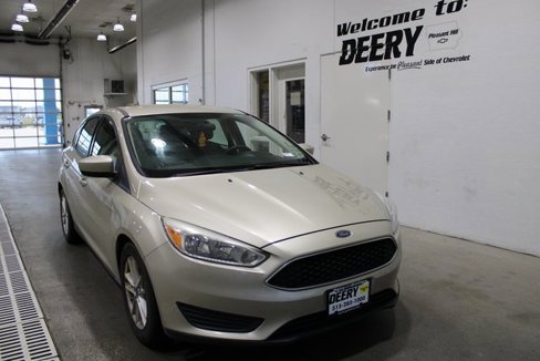 Used 2018 Ford Focus SE image 1