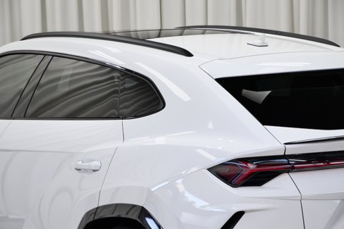 Used 2022 Lamborghini Urus image 38