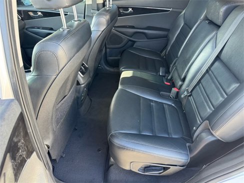 Used 2020 Kia Sorento EX image 10