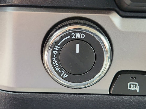 Certified 2017 Toyota Tacoma SR image 26