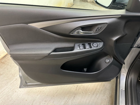 New 2025 Buick Envista Avenir image 19