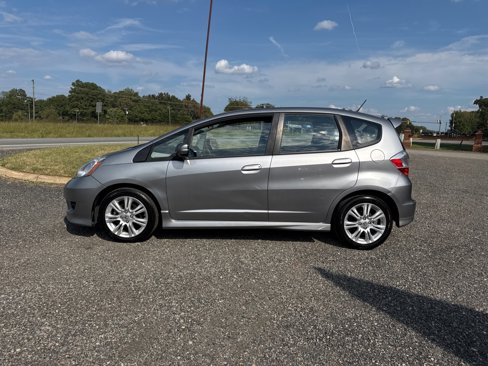 Used 2010 Honda Fit Sport image 1