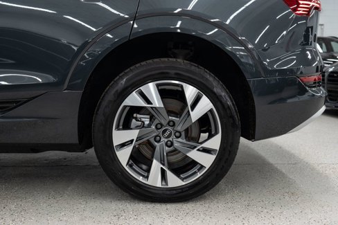 Used 2021 Audi e-tron Premium image 35