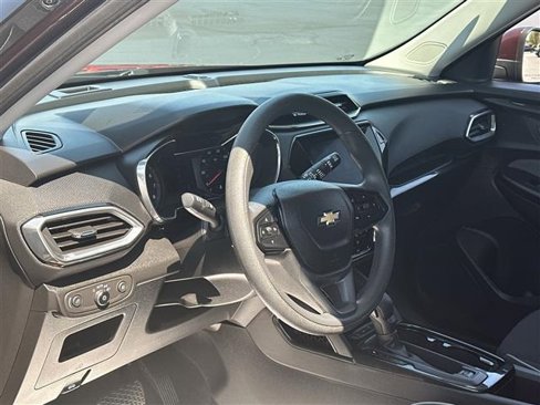 Certified 2023 Chevrolet TrailBlazer LT w/ Convenience Package image 11