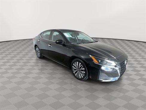 Certified 2023 Nissan Altima 2.5 SV image 2