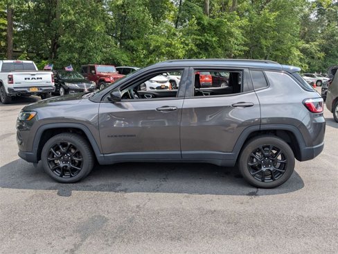 Certified 2022 Jeep Compass Altitude w/ Convenience Group image 7