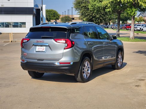 Used 2023 GMC Terrain SLT image 7