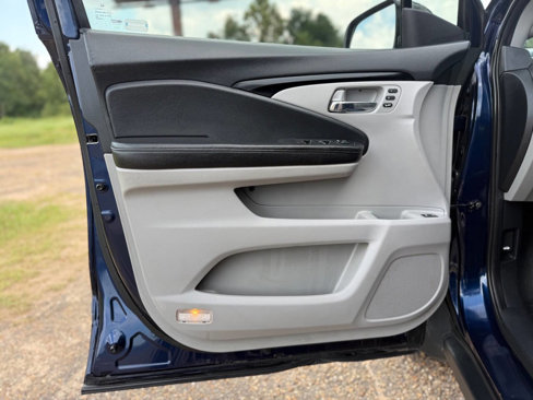 Used 2018 Honda Pilot Touring image 34