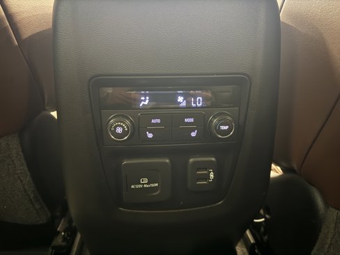 Used 2019 Buick Enclave Avenir image 13