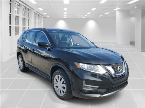 Used 2017 Nissan Rogue S image 3