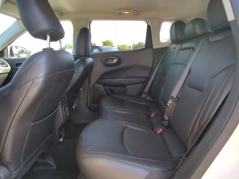 Used 2019 Jeep Compass Limited image 10
