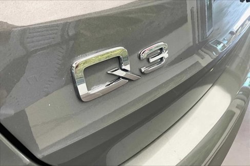 Used 2020 Audi Q3 2.0T Premium w/ Convenience Package image 31