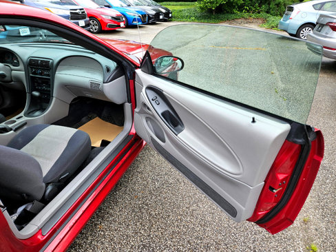 Used 2003 Ford Mustang Coupe image 11