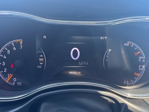 Used 2016 Jeep Grand Cherokee Limited image 18