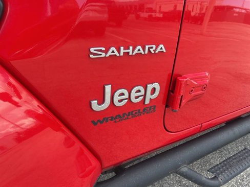 Used 2018 Jeep Wrangler Unlimited Sahara image 18