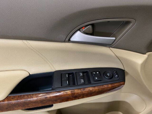 Used 2009 Honda Accord EX-L image 11