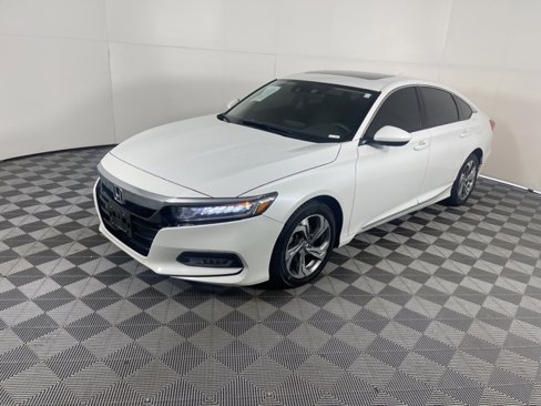 Used 2019 Honda Accord EX image 2