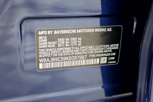 Used 2019 BMW M550i xDrive w/ Premium Package image 38