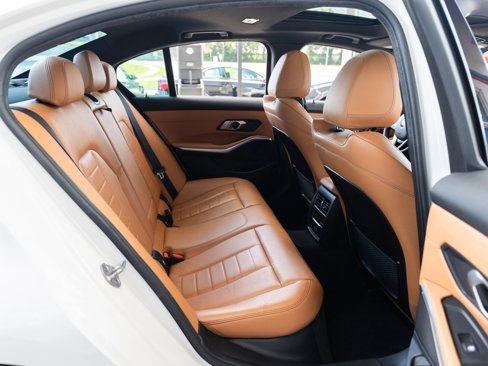 Used 2021 BMW 330i Sedan image 24
