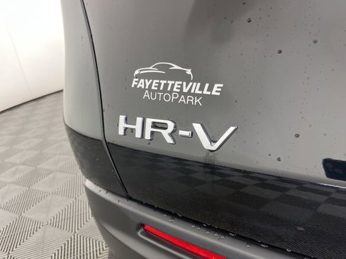 Certified 2025 Honda HR-V LX image 17