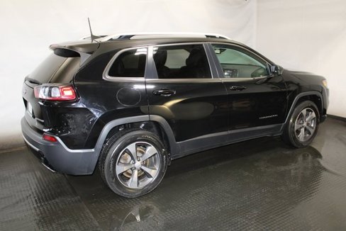 Used 2019 Jeep Cherokee Limited image 5