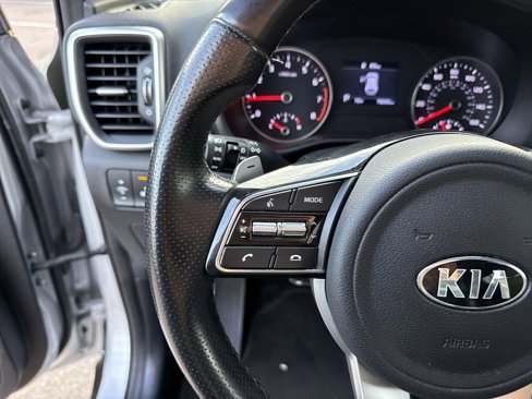 Used 2020 Kia Sportage S image 26