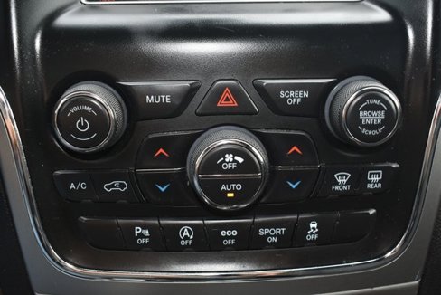 Used 2018 Jeep Grand Cherokee Laredo image 22