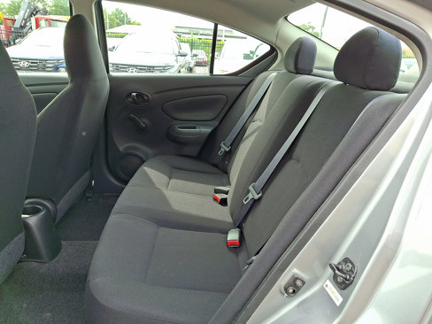 Used 2012 Nissan Versa S image 10