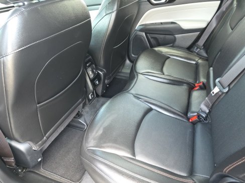 Used 2022 Jeep Compass Limited w/ Sun and Sound Group image 11