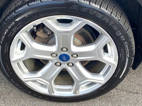 Used 2019 Ford Escape Titanium image 24