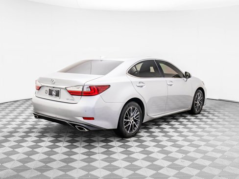 Used 2017 Lexus ES 350 image 5