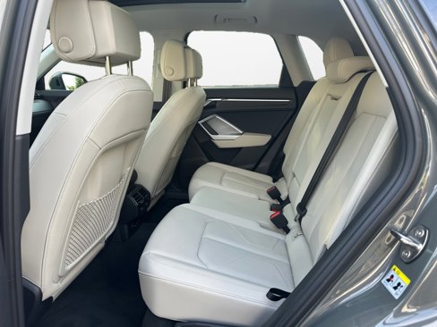 Certified 2025 Audi Q3 2.0T Premium Plus image 13