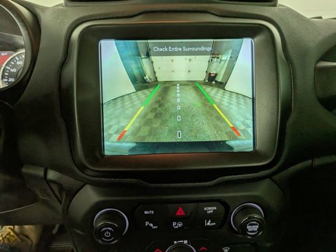 Used 2021 Jeep Renegade Latitude w/ Convenience Group image 16