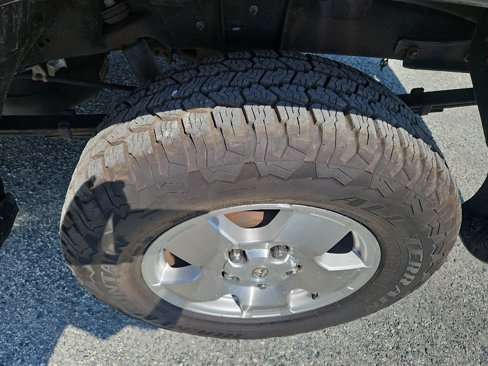 Used 2013 Toyota Tundra Limited image 10