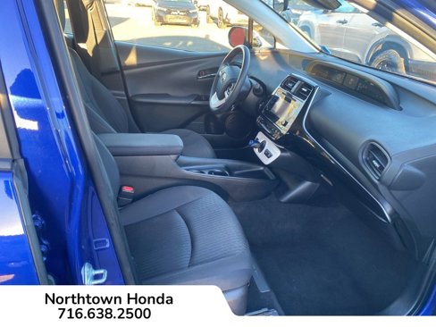 Used 2018 Toyota Prius Four image 12
