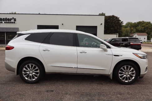 Used 2018 Buick Enclave Premium w/ Experience Buick Package image 9
