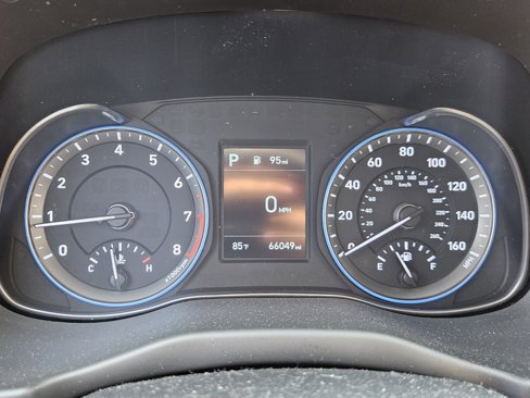 Used 2021 Hyundai Kona SE image 29